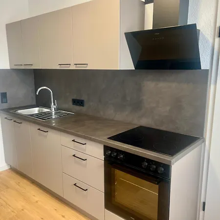 Asuites - In Lage - Duesseldorf Meerbusch *